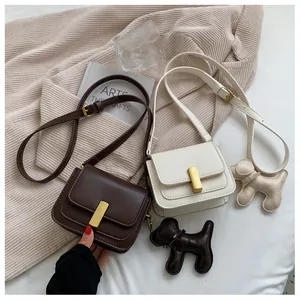Détails de mini sacs en cuir PU avec boucles dorées et breloques de chiots