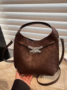 Minimalist PU Leather Bucket Bag For Women Luxury Geometric Buckle Crossbody Bag Casual Versatile Handbag With Inner Pouch