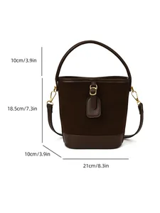 Retro-Eimer-Tasche in Kaffeebraun mit Wildleder-Textur, Griff und Schultergurt