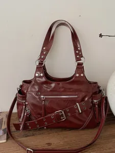 Retro PU Leather Tote Bag For Women Large Capacity Vintage Rivet Zipper Shoulder Bag Commuting Hobo Bag