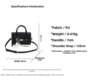 Tableau des tailles pour sac baguette noir en PU avec dimensions 22x13x7cm et bandoulière