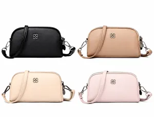 Opzioni mini borsa a tracolla nei colori nero, marrone, albicocca e viola con logo
