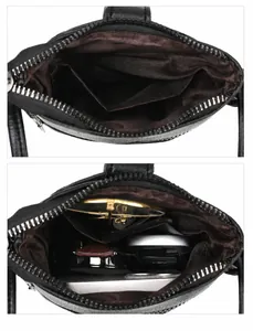Détail du sac de téléphone en cuir grainé noir avec poche principale et poche intérieure