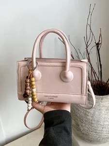 Sac Baguette Minimaliste en Cuir PU pour Femme Sac à Main Vintage avec Poignée Supérieure Bandoulière et Pendentif en Perles