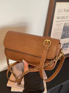 Retro PU Leather Baguette Bag For Women Vintage Underarm Shoulder Bag With Chain Strap And Letter Print Crossbody Bag
