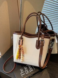 Damen PU Leder Kleine Tragetasche Mit Holzperlen Anhänger Verstellbare Schulter Umhängetasche Mode Lässige Handtasche Geldbörsen