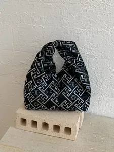 Sac à Main à Nœud Jacquard Minimaliste pour Femmes Motifs Floraux Géométriques Vintage Texture Satinée pour le Quotidien
