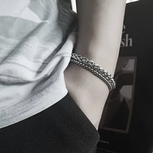Zweilagiges Set aus Edelstahl-Box- und Weizenkettenarmbändern für Damen und Herren