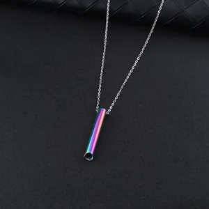 Collar de silbato de meditación arcoíris en acero inoxidable con cadena de eslabones