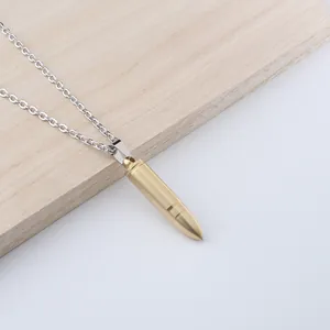 Collar para hombre con colgante de bala hueca en latón y cadena de acero plateado