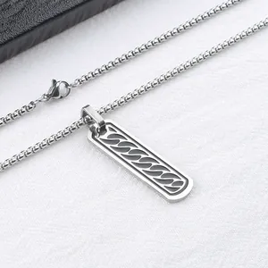 Collar de hombre en acero inoxidable con colgante rectangular y rayas de esmalte negro