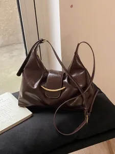 Sac Baguette en Cuir PU Brillant Rétro pour Femmes Sac à Épaule et Bandoulière Simple Sous le Bras Avec Boucle en Métal Croissant Doré Petit Sac Hobo Carré