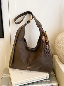 Borsa Hobo in Pelle PU di Grande Capacità Vintage per Donna Borsa Tote Opaca Con Ciondolo a Nappina e Perline di Legno
