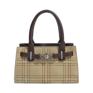 Borsa tote vintage kaki opaco con cuciture a quadri marroni e fibbia a cuore