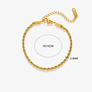 Detail eines 2,5mm Gold-Kordelarmbands mit K18-Anhänger und verstellbarem Verschluss