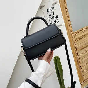 Sac Carré Petit pour Femme en Cuir PU Mode Rétro Minimaliste avec Rabat Bandoulière Avec Poignée Supérieure Couleur Unie