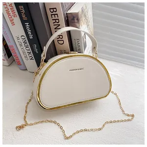 Dames Mode PU Leer Half Ronde Box Tas Met Metalen Frame Gouden Ketting Schoudertas Minimalistisch Brief Gedrukt Crossbody Tas