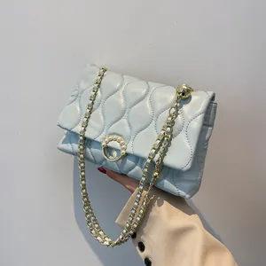 Sac à Épaule Matelassé pour Femme avec Chaîne Motif à Vagues Élégant en Cuir PU Avec Boucle en Perle pour Quotidien Fête
