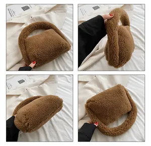 Detailansichten einer braunen Teddy-Plüsch-Beuteltasche mit weicher Lammfell-Struktur