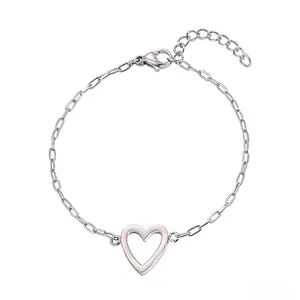 Detailed view of the adjustable silver stainless steel heart bracelet with lobster clasp