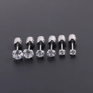 Set mit 6 minimalistischen Silber-Edelstahl-Ohrsteckern mit klaren Zirkonia in Verlaufsgröße