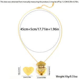 Dettaglio della collana medaglione a cuore in oro 18k con catena da 45cm e dimensioni ciondolo