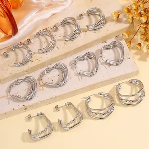 Set di orecchini minimalisti in acciaio inossidabile argento con cuori e geometrie