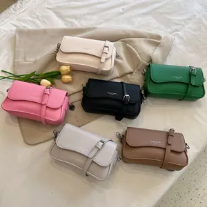 Schultertaschen aus Kunstleder mit Litschi-Muster in sechs Farben und Metallschnallen