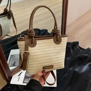 Sac Seau en Paille Tissée pour Femmes Couleur Contraste Bordure en Cuir PU Splicing Sac à Main Été Plage Vacances Bandoulière Épaule