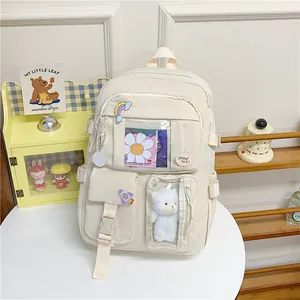 Zaino scolastico coreano minimalista bianco crema con simpatici badge e orsetto di peluche