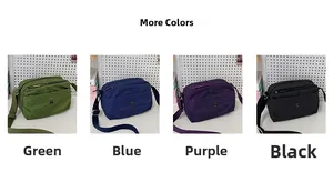 Mise en page montrant des sacs bandoulière en toile à carreaux en vert, bleu, violet et noir