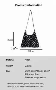 Details zur Nylon-Punkttasche mit Größenangaben und Informationen zum Schultergurt
