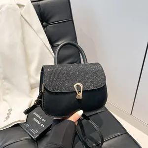 Sac à Main Mode pour Femme en Cuir PU avec Rabat Pailleté Fermoir Doré Élégant Sac Bandoulière pour Fête Quotidien