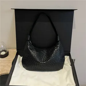 Women Woven Underarm Bag PU Leather Large Capacity Hobo Bag Fashion Minimalist Zipper Shoulder Bag Gold Red Silver White Black