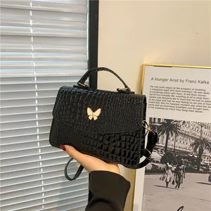 Women Crocodile Pattern Butterfly Buckle Shoulder Bag Niche Design PU Leather Handbag Underarm Crossbody Bag Fashion Accessory