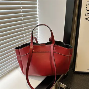 Retro Fashion PU Leather Tote Bag For Women Large Capacity Contrasting Stitching Shoulder Handbag Commuter Bucket Purse