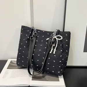Casual Pleated Tote Bag For Women Large Capacity Nylon Shoulder Bag Bowknot Print Handbag With Pearl Pendant