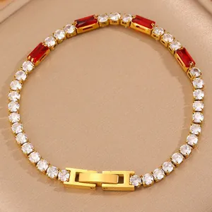 Bracelet tennis luxueux plaqué or 18 carats avec oxydes de zirconium rouges et blancs