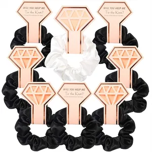 Set di 8 elastici in raso su cartoncini a diamante per regali di damigelle d'onore