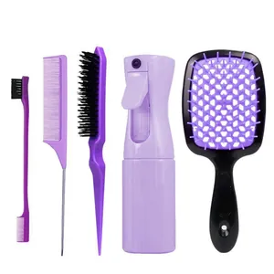 Détails d'un kit de coiffure 5 pièces violet avec vaporisateur et plusieurs brosses de soin
