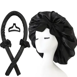 Fünfteiliges schwarzes Satin-Set für hitzefreie Locken mit Schlafhaube und Zubehör