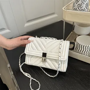 Women Quilted Chevron Shoulder Bag Stylish PU Leather Crossbody Bag With Metal Chain Strap Small Square Flap Bag Elegant Daily Handbag