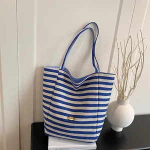 Sac Fourre-tout Tricoté à Rayures pour Femmes Grande Capacité Sac à Épaule Décontracté Minimaliste pour École Shopping Quotidien Sac à Épaule