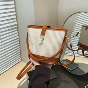 Women Korean Minimalist Woven PU Leather Bucket Bag Color Block Shoulder Crossbody Bag With Golden Metal Lock Handbag
