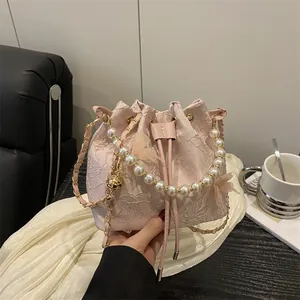 Roze kant borduurwerk emmer tas met parel handvat en bloemen charme voor dames