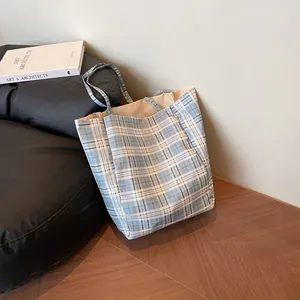 Grand sac cabas en nylon à carreaux style britannique avec anses souples en toile