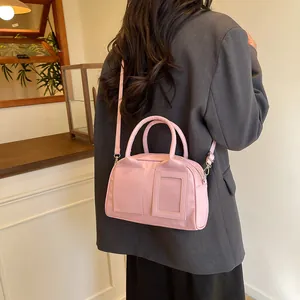 Rosa Damen Boston Handtasche mit doppelten Griffen und abnehmbarem Schultergurt