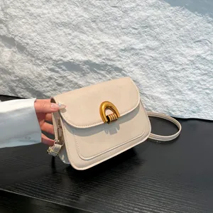 Vintage PU Leder Quadratische Umhängetasche Für Damen Stilvolle Schultertasche Mit Metallschloss Einfache Alltagstasche