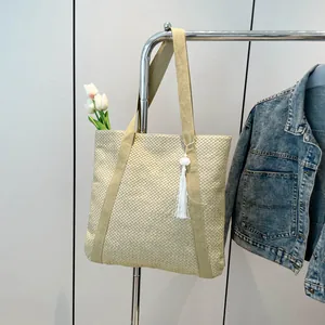 Sac Cabas en Paille Tissée de Grande Capacité pour Femmes Sac à Épaule de Plage Décontracté Avec Glands Sac à Main de Navette Tissé Minimaliste Urbain
