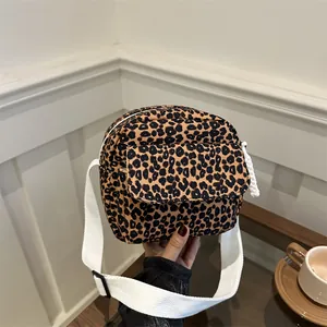 Fashion Leopard Print Canvas Crossbody Bag For Women Small Square Shoulder Bag With Adjustable Wide Strap Casual Daily Messenger Bag
